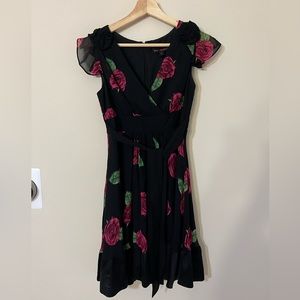 Betsey Johnson Black Floral Dress Sz 0